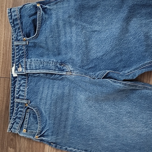 NWT Classic Casual Blue Jeans Straight Leg - Picture 3 of 9